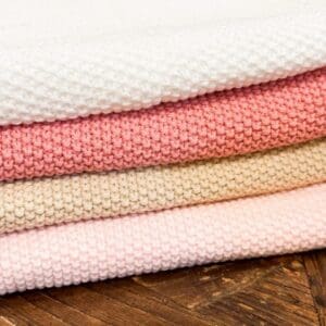 Levi and Lane Scallop Edge Knit Blanket